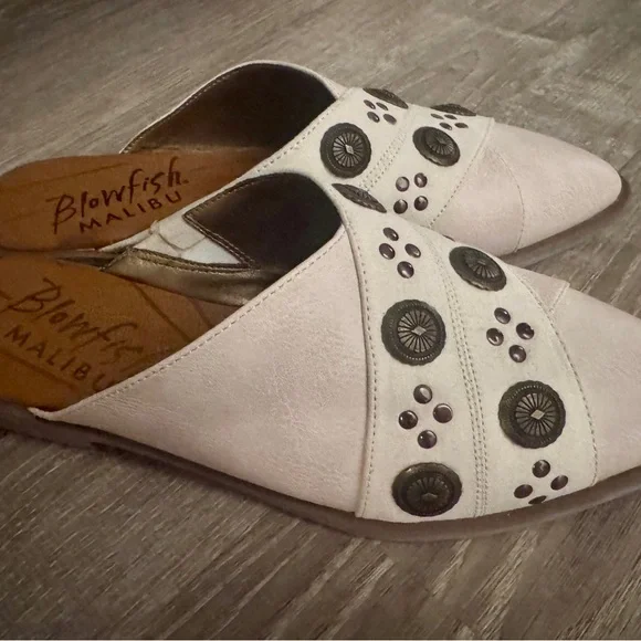 Blowfish Cream Studded Slip-On Mules - Picture 2 of 3